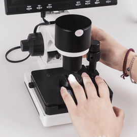 Przenośny mikroskop kapilaroskopowy z fałdowanym wyświetlaczem LED Powiększenie 400x